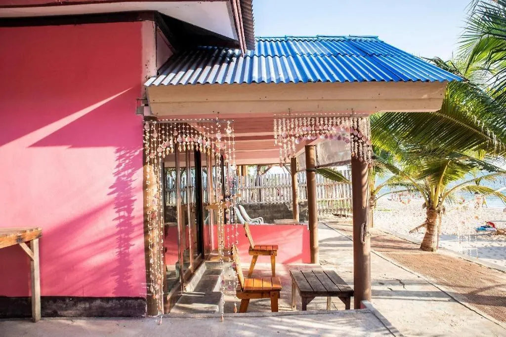 Oyo 797 Pink House Bungalow Koh Lanta Hotel