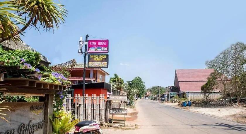 Oyo 797 Pink House Bungalow Koh Lanta Thailand