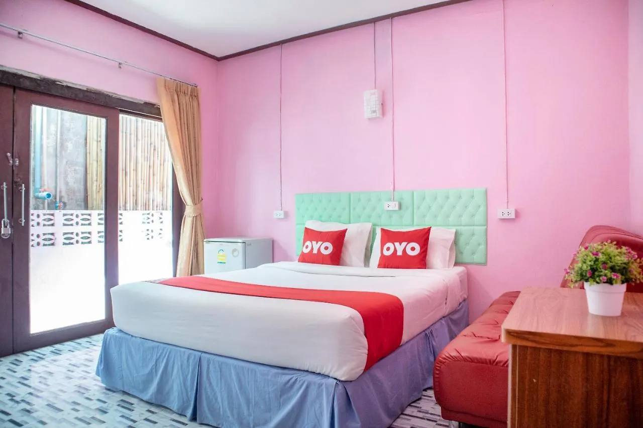 ** Hotel Oyo 797 Pink House Bungalow Koh Lanta Thailand