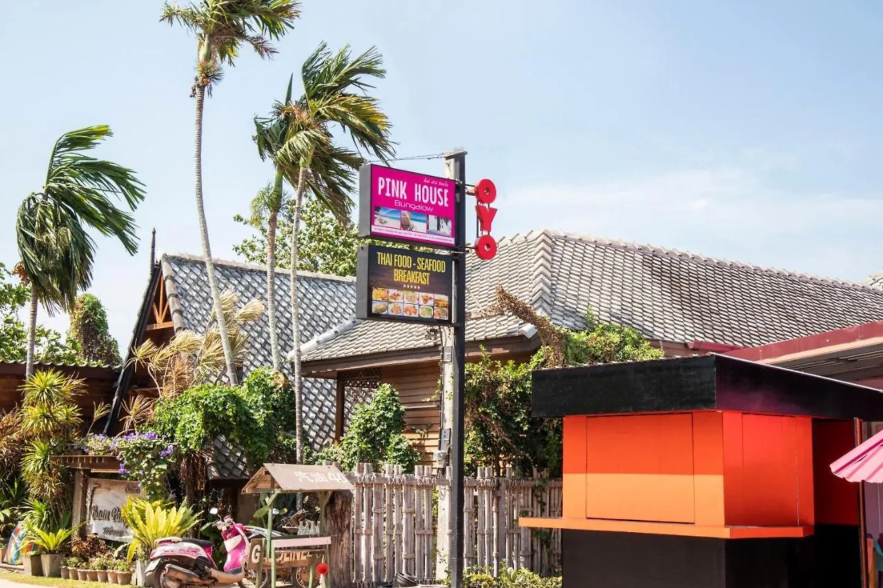 Hotel Oyo 797 Pink House Bungalow Koh Lanta