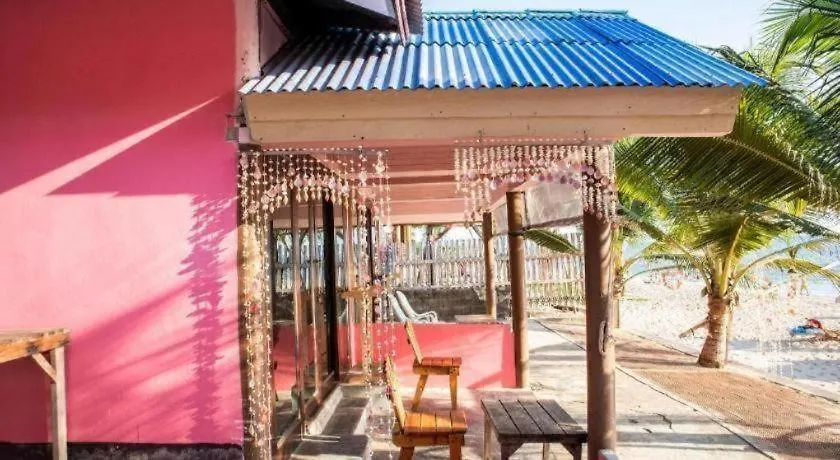 Oyo 797 Pink House Bungalow Koh Lanta